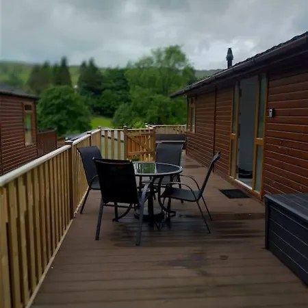 بيت للعطل Lowena